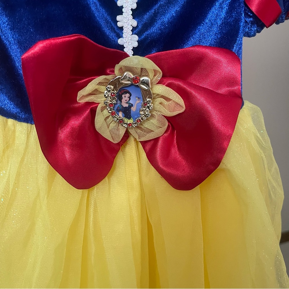 Disney princess Snow White costume - Picture 2 of 5
